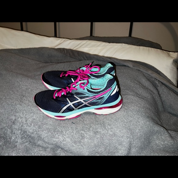 ASICS Gel Cumulus 18 - Picture 2 of 4